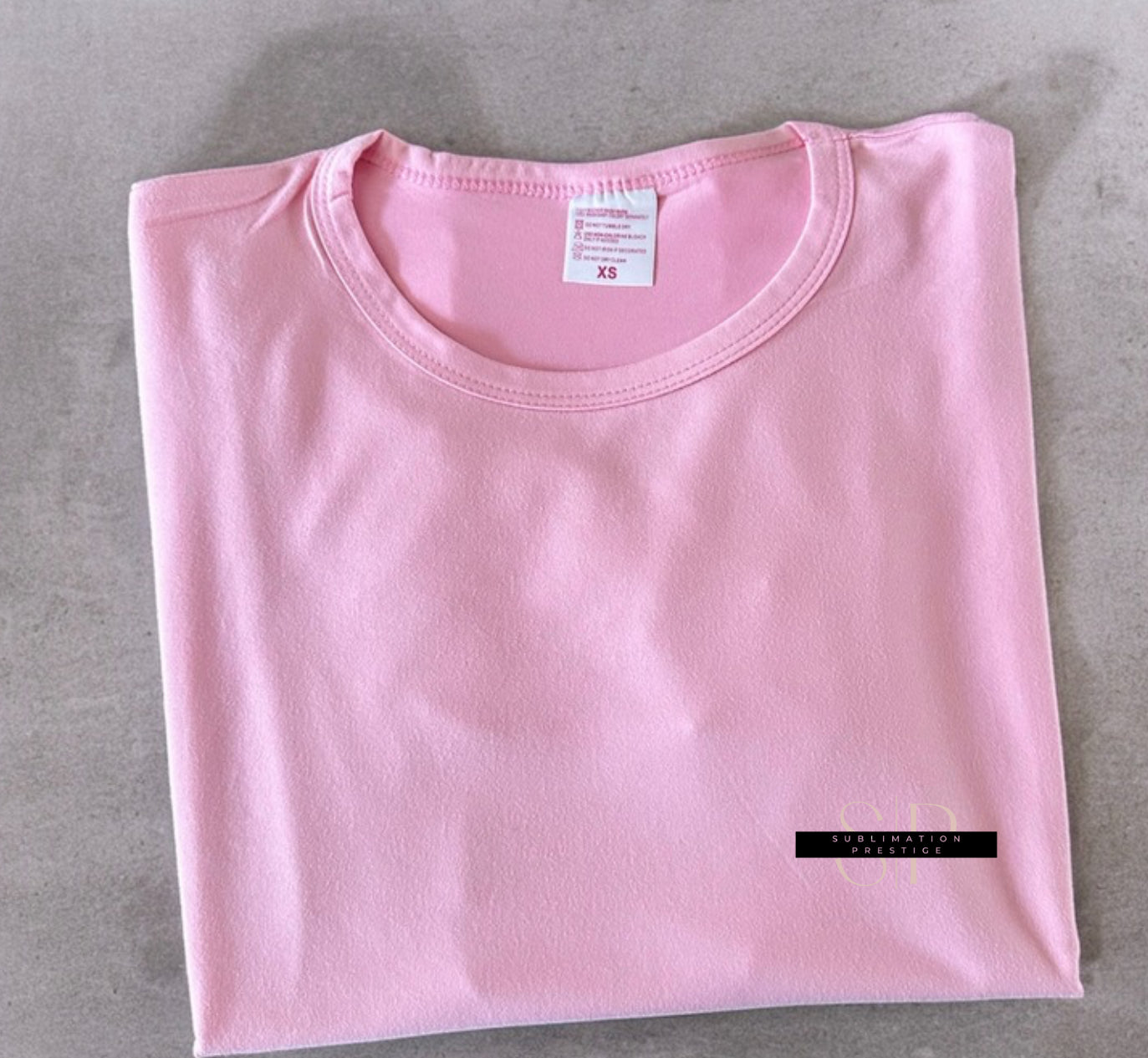 Chandail adulte rose 100% polyester . Pour sublimation.