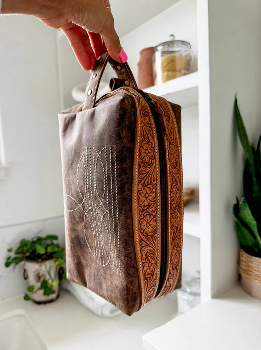 Trousse de toilette en cuir véritable
