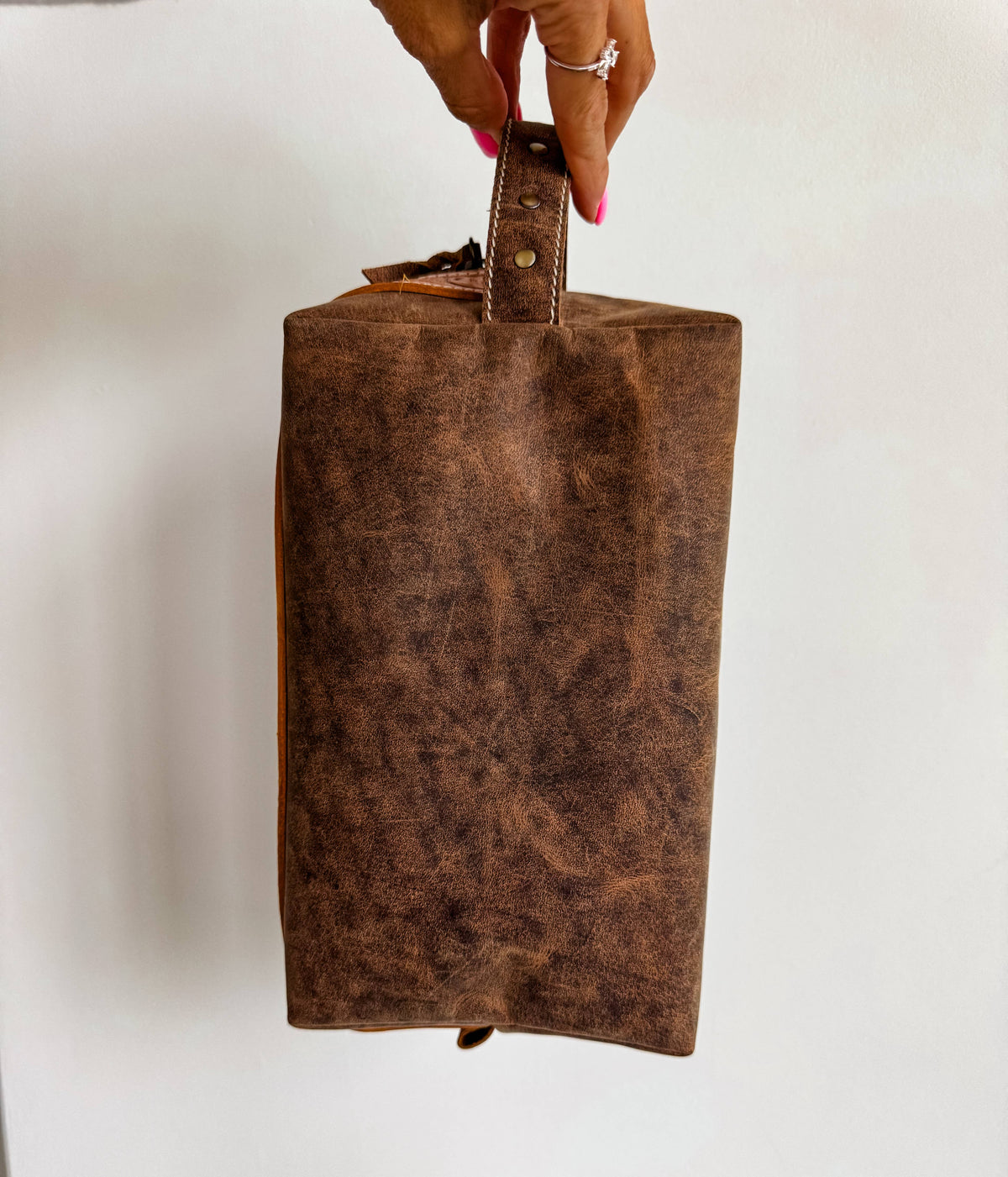 Trousse de toilette en cuir véritable