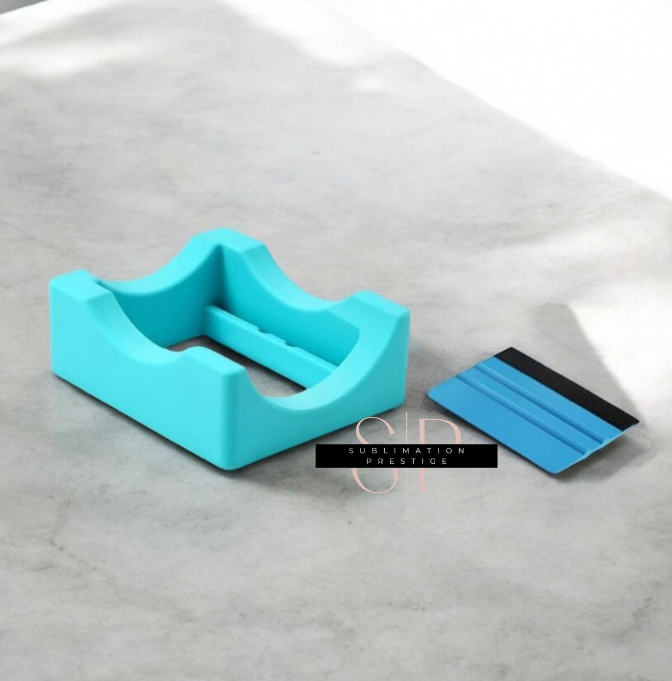 Support de tasse en silicone antidérapant avec fente intégrée, ideal pour appliquer vos UVDTF.